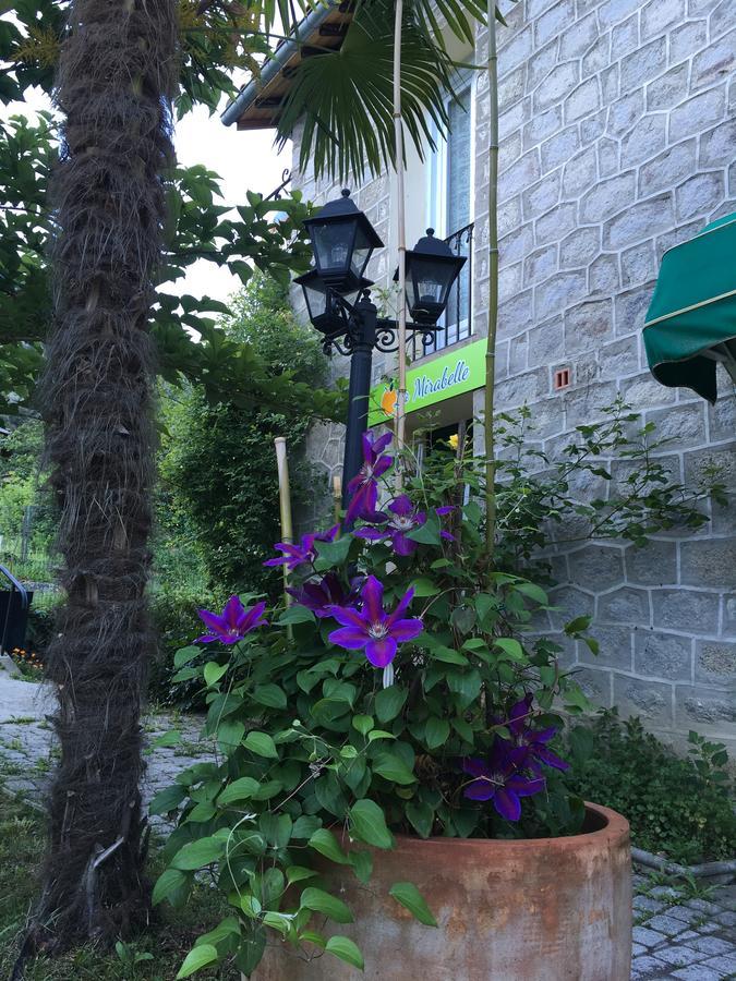 La Mirabelle-Casteil Country House Guest House Bagian luar foto