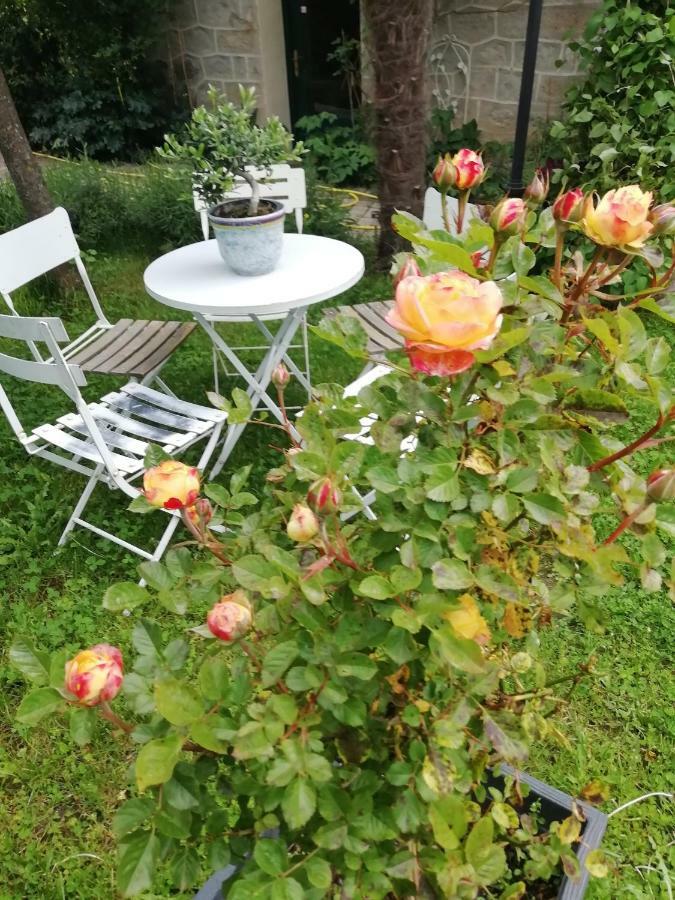 La Mirabelle-Casteil Country House Guest House Bagian luar foto