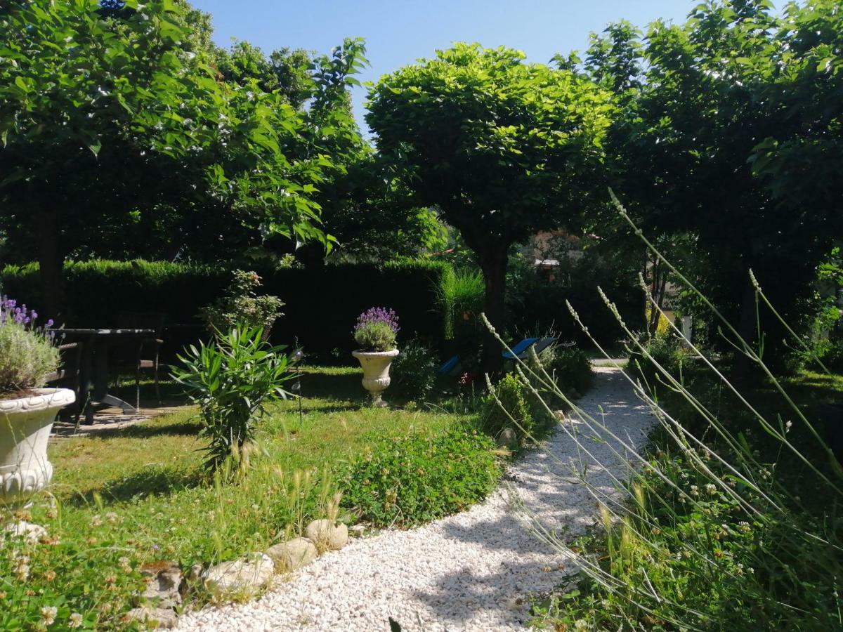 La Mirabelle-Casteil Country House Guest House Bagian luar foto